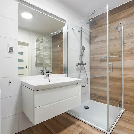 Apartman Nadmorskie Tarasy-basen Fitness Bawialnia Parking W Cenie - *