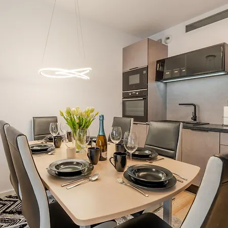 Nadmorskie Tarasy-basen Fitness Bawialnia Parking W Cenie - Apartman