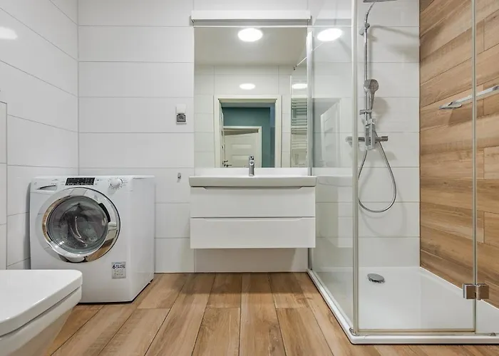 Nadmorskie Tarasy-basen Fitness Bawialnia Parking W Cenie -