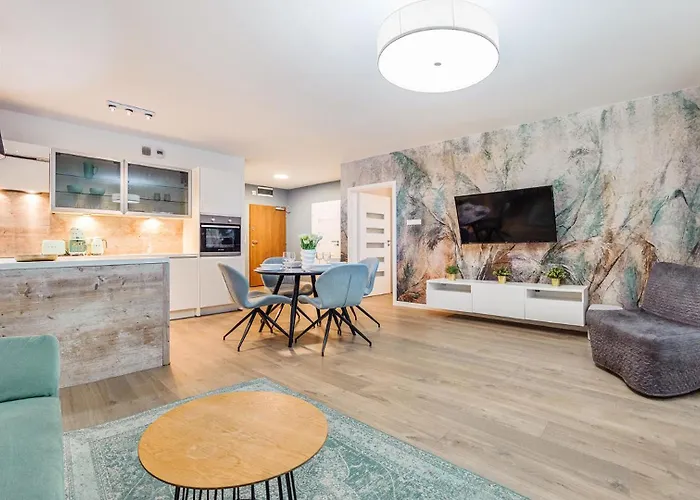 Nadmorskie Tarasy-basen Fitness Bawialnia Parking W Cenie -